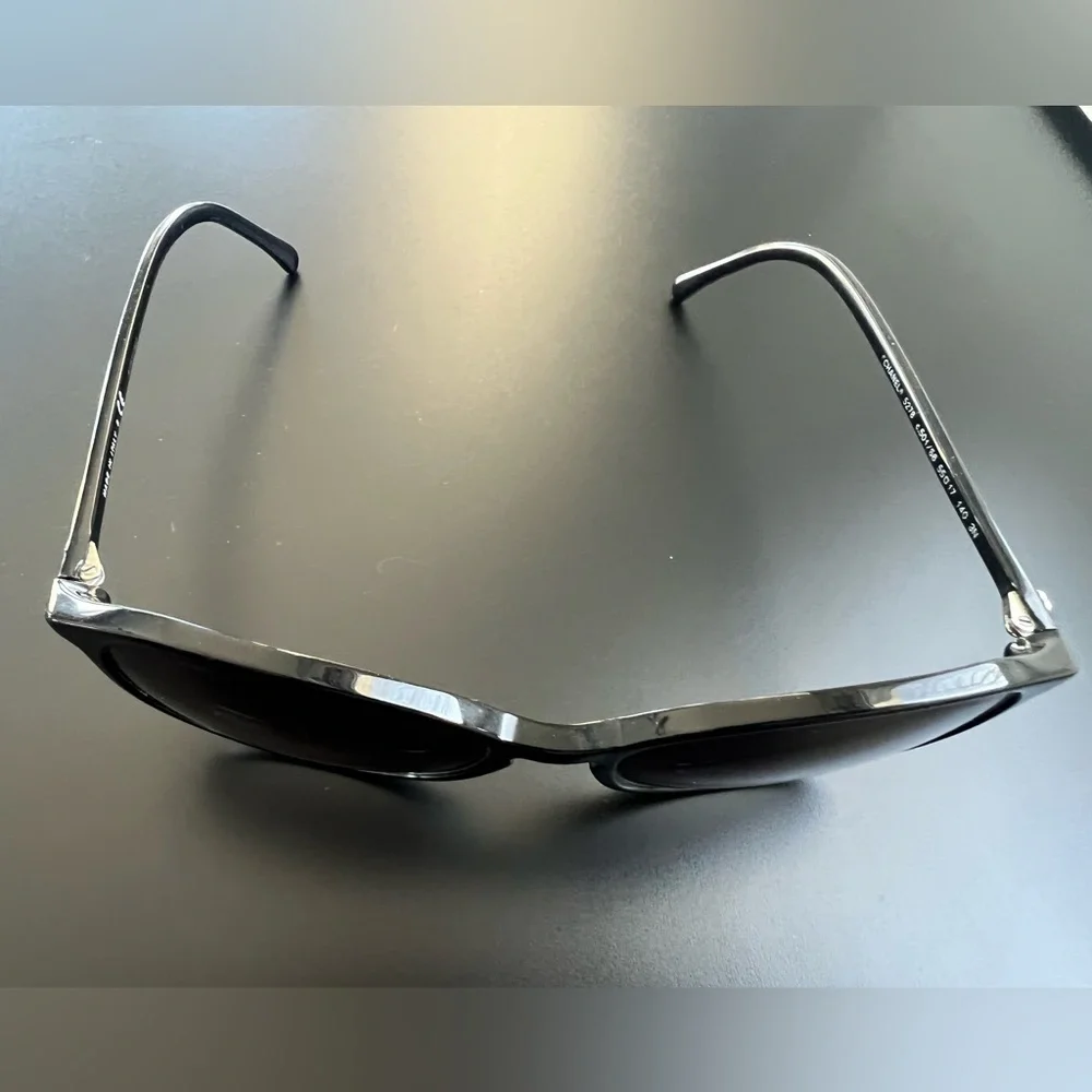 Chanel Black Round Sunglasses - Picture 2 of 7